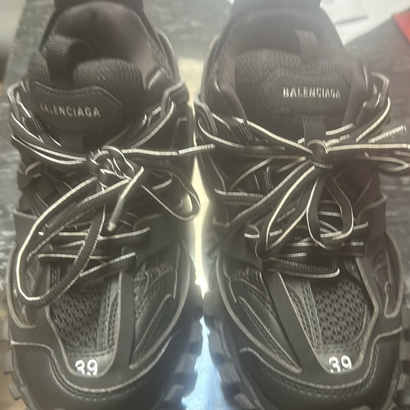 Black Authentic Track Runners  Balenciagas - Picture 9 of 11